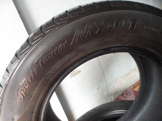 ยางBRIDGSTONE.my01 205/60/15 (2เส้น800บ.)