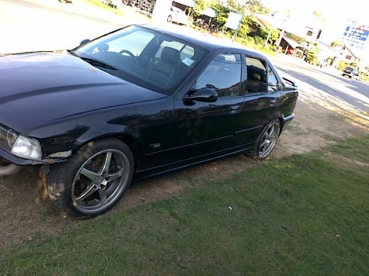 ขาย BMW รุ่น320i ปี94 ขาย BMW รุ่น320i ปี94