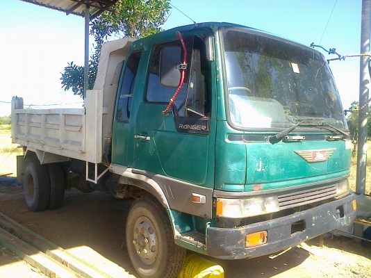 HINO KM310 - 165 HP WO6E หกล้อดั๊มพ์ ช่วงล่างใหญ่ยาง 8.25 ขอบ 16 เครื่องแน่นแรงดี หัวบางไม่ผุ คัชซีดี กระบะดั๊มพ์เหล็ก 4 ตันยาว 3.50 เมตร เอกสารทะเบียนครบถูกต้องไม่มีขาดพร้อมโอนครับ