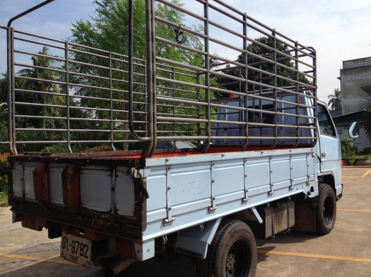 ขาย ISUZU NKR 4 ล้อ เครื่อง 110 แรงม้า หัวปี๊บ พวงมาลัยเพาเวอร์ ยางดี ซัซซีสวย 230,000.- ขาย ISUZU NKR 4 ล้อ เครื่อง 110 แรงม้า หัวปี๊บ พวงมาลัยเพาเวอร์ ยางดี ซัซซีสวย 230,000.-
