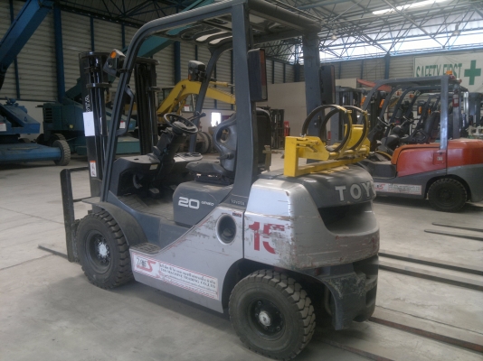 ขายรถฟอร์คลีฟท์ TOYOTA 8FGL20 เสา3M ออโต้ปี2007, 4527 ชม.สภาพดี รถนอกนำเข้า ติดต่อ มานะ 085-9049669