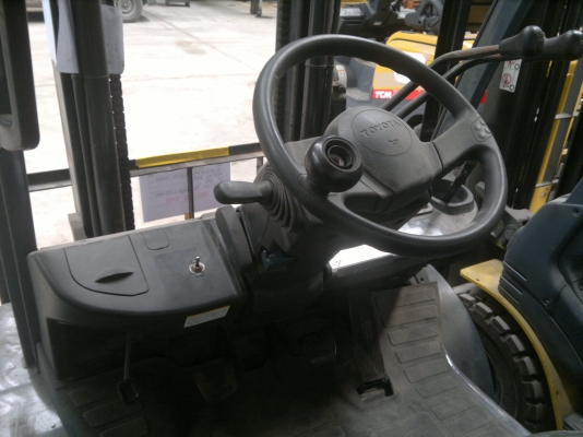 ขายรถฟอร์คลีฟท์ TOYOTA 8FGL20 เสา3M ออโต้ปี2007, 4527 ชม.สภาพดี รถนอกนำเข้า ติดต่อ มานะ 085-9049669