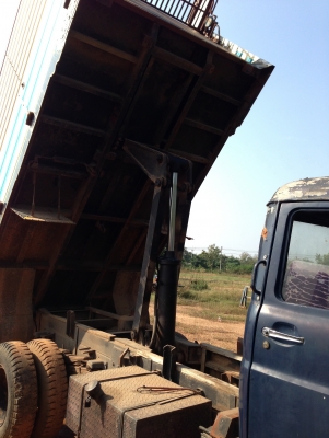 หกล้อดั้มกระบะอะลูมิเนียม อีซูซุ