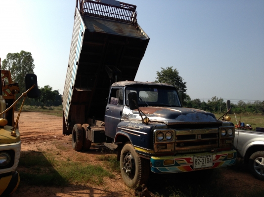 หกล้อดั้มกระบะอะลูมิเนียม อีซูซุ