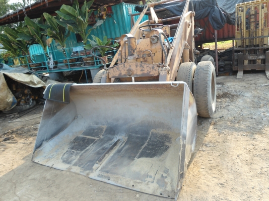 ขายรถตักSD20ขายตามสภาพ สนใจติดต่อ บอย 085-156-2314 ขายรถตักSD20ขายตามสภาพ สนใจติดต่อ บอย 085-156-2314