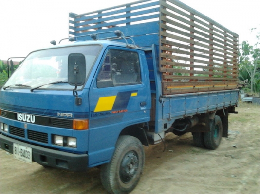 ISUZU NPR 115 HP 4BD1 กระบะเหล็กคอกไม้สูงยาว 4.30 เมตร หัวบางเดิมภายในสวย เกียร์ยาว เครื่องดีมากๆครับ กระบะสภาพดีพื้นไม่มีผุ ช่วงล่างใหญ่เฟืองท้าย FUSO เอกสารทะเบียนภาษีครบพร้อมโอนครับ ISUZU NPR 115 HP 4BD1 กระบะเหล็กคอกไม้สูงยาว 4.30 เมตร หัวบางเดิมภายในสวย เกียร์ยาว เครื่องดีมากๆครับ กระบะสภาพดีพื้นไม่มีผุ ช่วงล่างใหญ่เฟืองท้าย FUSO เอกสารทะเบียนภาษีครบพร้อมโอนครับ