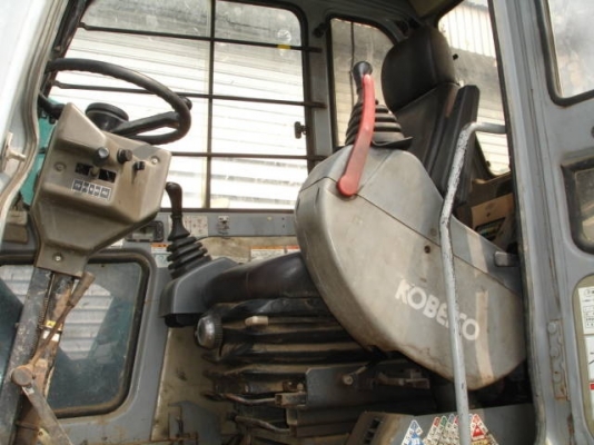 ขายด่วนรถแบ็คโฮสภาพพร้อมใช้งาน KOBELCO รุ่น SK100W-2 ล้อยางราคาพิเศษ คลิกเลยค่ะ ขายด่วนรถแบ็คโฮสภาพพร้อมใช้งาน KOBELCO รุ่น SK100W-2 ล้อยางราคาพิเศษ คลิกเลยค่ะ