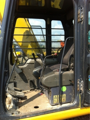 ขาย รถแบคโฮ KOMATSU PC130-6K นำเข้าจากญี่ปุ่น ของถึงไทยวันศุกร์นี้ครับ รถปี2003 ไฟฟ้าเต็ม ทำงาน5000ชั่วโมง ติดต่อ 081-2990958 ขาย รถแบคโฮ KOMATSU PC130-6K นำเข้าจากญี่ปุ่น ของถึงไทยวันศุกร์นี้ครับ รถปี2003 ไฟฟ้าเต็ม ทำงาน5000ชั่วโมง ติดต่อ 081-2990958