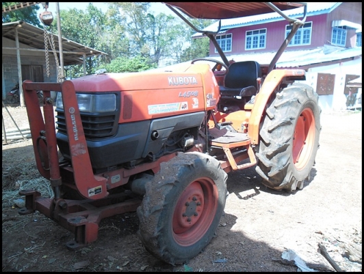 รถไถคูโบต้า สภาพสวยๆ อุปกรณ์ 8 ชุด