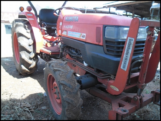 รถไถคูโบต้า สภาพสวยๆ อุปกรณ์ 8 ชุด