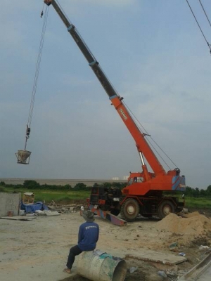 TADANO TR201 20 ตัน เครื่องยนต์ HO6C 180 แรงม้า 2 เพลา 4 ล้อ 3 ปอก เอกสารพร้อม