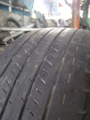 ยาง 215 65 16 Bridgestone R611 = 4 เส้น 1,400.- ครับ