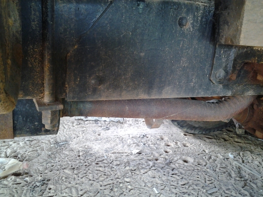 ขาย 6 ล้อ isuz เครื่อง 110 แรงแซสซีสวย