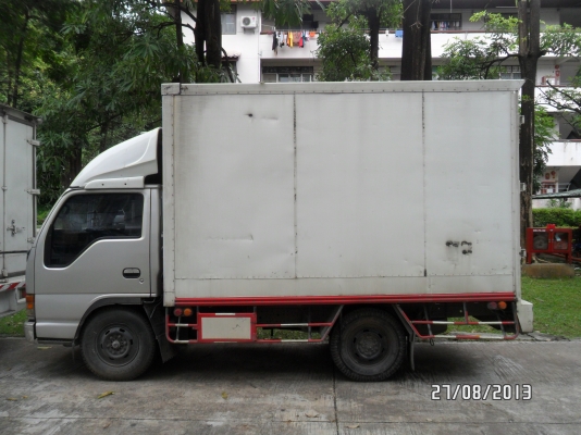 ขาย 4 ล้อ isuzu NKR เครื่อง 110 แรง 4BE1 ทะเบียนตู้บรรทุก