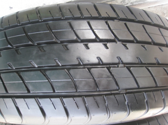 ขายล้อแม็ก Toyota vios 12 ก้าน 15"x5.5" et45 4รู100 +ยางปี1112  สนใจติดต่อเล็กคลองสามครับ (081-3747940)