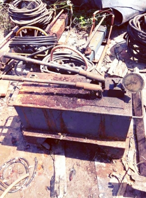 ขาย แม่แรงไฮดรอลิค ขนาด100ตัน หลายรายการ ขาย แม่แรงไฮดรอลิค ขนาด100ตัน หลายรายการ