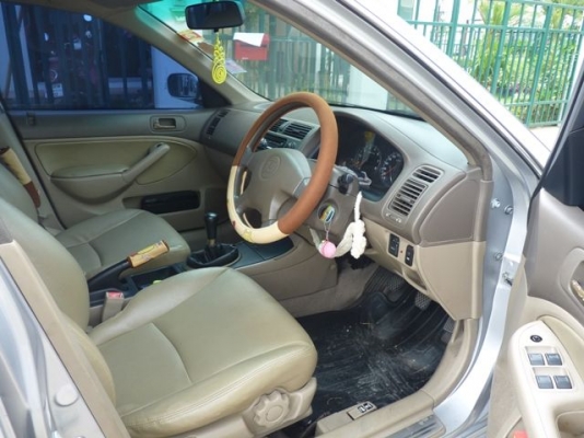 ขายด่วน CIVIC 1.7 EXi โฉม Dimention สีเทา เกียร์ธรรมดา ขายด่วน CIVIC 1.7 EXi โฉม Dimention สีเทา เกียร์ธรรมดา