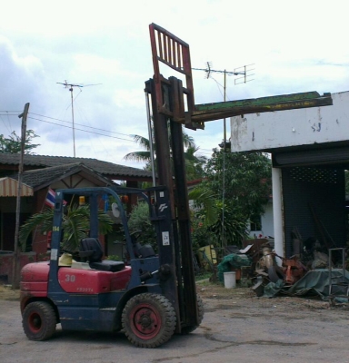 Sell> โฟล์คลิฟท์ 3 ตัน 2 กระบอก เกียร์ทอร์ค(ออโต้) เครื่องดีเซล กำแพงแสน นครปฐมครับ Sell> โฟล์คลิฟท์ 3 ตัน 2 กระบอก เกียร์ทอร์ค(ออโต้) เครื่องดีเซล กำแพงแสน นครปฐมครับ