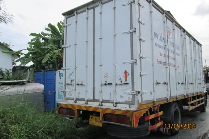 ขายหกล้อ Deca Uro2 ปี 46 ตู้สิบบาน 7.2 เมตร โทร 088-4501277