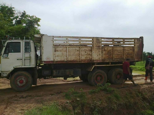 10ล้อดั้ม ISUZU ROCK210เครื่อง195เทอร์โบอินเตอร์มีระบบลาก