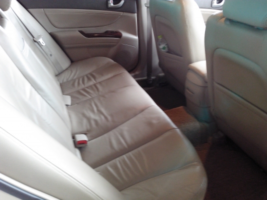 HYUNDAI SONATA 2.0  ปี08 มือเดียว สวยมากครับ รถใหญ่ ราคา วีออส ซื้อสดลดได้ครับ ! ! !