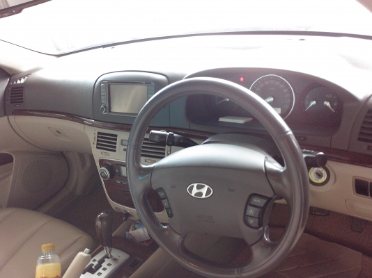 HYUNDAI SONATA 2.0  ปี08 มือเดียว สวยมากครับ รถใหญ่ ราคา วีออส ซื้อสดลดได้ครับ ! ! !