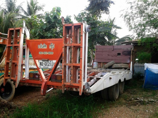 รายรถเทรลเลอร์ + รถเกี่ยวข้าว รายรถเทรลเลอร์ + รถเกี่ยวข้าว