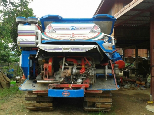 รายรถเทรลเลอร์ + รถเกี่ยวข้าว รายรถเทรลเลอร์ + รถเกี่ยวข้าว