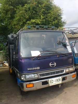 ขายหกล้อ HINO KL ยาว 5 เมตร สภาพพร้อมใช้งาน ขายหกล้อ HINO KL ยาว 5 เมตร สภาพพร้อมใช้งาน