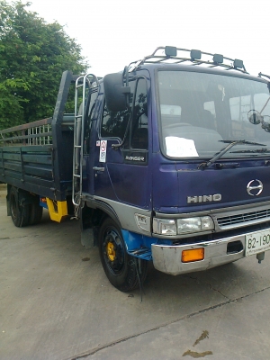 ขายหกล้อ HINO KL ยาว 5 เมตร สภาพพร้อมใช้งาน