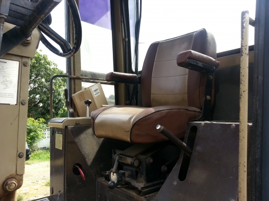 ขายด่วน รถเกรด KOMATSU GD625A-1 สภาพสวยจัด