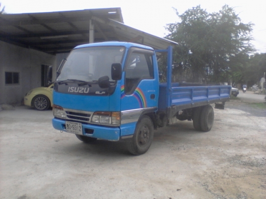 ขายด่วนรถบรรทุก 6ล้อ NKR