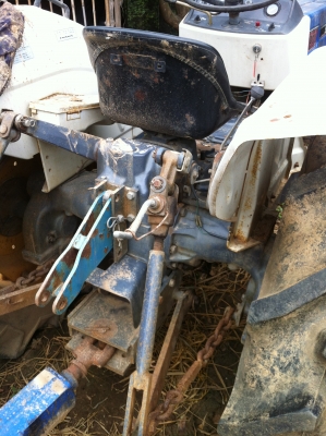 รถไถ satoh st32 เครื่อง มิตซู 32แรงมีโรตารี่พร้อมเก่านอก เจ้าของอยากโละออก รถไถ satoh st32 เครื่อง มิตซู 32แรงมีโรตารี่พร้อมเก่านอก เจ้าของอยากโละออก