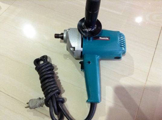 ขายด่วนขัดสี ยี่ห้อมากีต้า รุ่น 9218BL