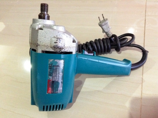 ขายด่วนขัดสี ยี่ห้อมากีต้า รุ่น 9218BL