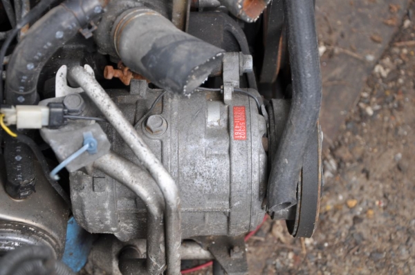 ขายเครื่อง NISSANดีเซล CD20turbo พร้อมเกียร์autoขับ4ล้อ สภาพสวยเดิมจากญี่ปุ่นยังไม่เคยใช้งานในไทย 18,000เท่านั้น