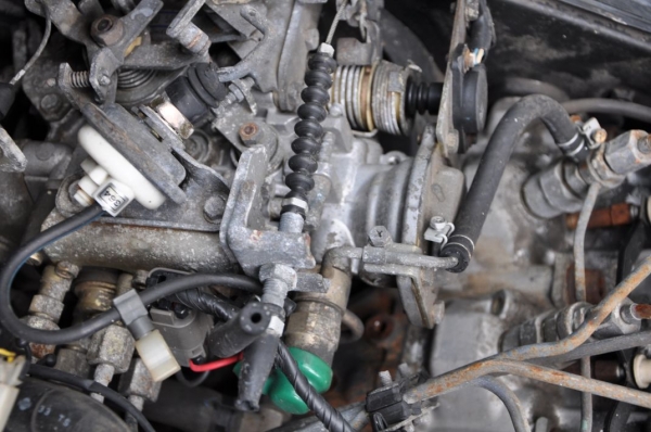 ขายเครื่อง NISSANดีเซล CD20turbo พร้อมเกียร์autoขับ4ล้อ สภาพสวยเดิมจากญี่ปุ่นยังไม่เคยใช้งานในไทย 18,000เท่านั้น