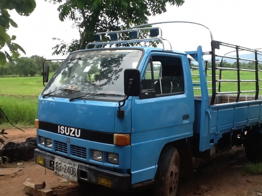 ISUZU NKR58LU5M เครื่อง4BE1. 110Hp เครื่องแคชชีสวยเอกสารพร้อมโอนครับ