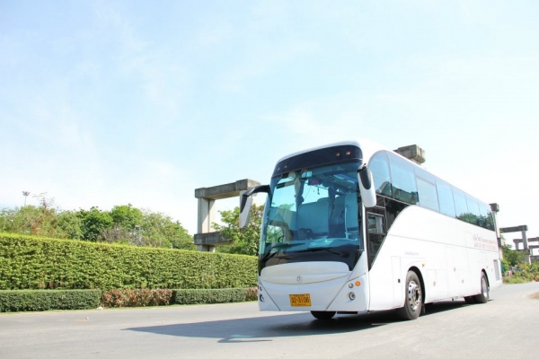 ให้เช่าเหมารถทัวร์ รถบัส รถโค้ช และรถนำเที่ยว VIP 36-50 ที่นั่ง