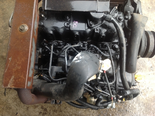 ขายเครื่องยันม่าร์เก่าญี่ปุ่น รุ่น 3TN 75 ขนาด 21 แรงม้า เป็นเครื่องตัวเดียวกับโคมัสสุ 3D75 -7 สภาพสวยมากๆ