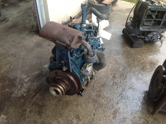 ขายเครื่องคูโบต้าดีเซล 4 สูบ เก่าญี่ปุ่น รุ่น V1305 ขนาด 30 แรงม้า สภาพสวยมากๆ ขายเครื่องคูโบต้าดีเซล 4 สูบ เก่าญี่ปุ่น รุ่น V1305 ขนาด 30 แรงม้า สภาพสวยมากๆ