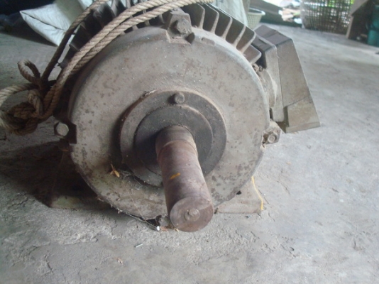 ขาย มอเตอร์ mez mohelnice 3 เฟส ขนาด 10 แรง ราคาถูก