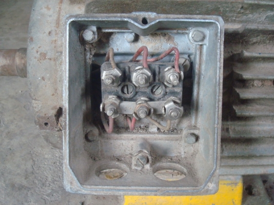 ขาย มอเตอร์ mez mohelnice 3 เฟส ขนาด 10 แรง ราคาถูก