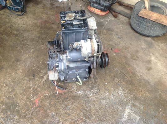 ขายเครื่องมิตซูบิชิ 2 สูบดีเซลเก่าญี่ปุ่น รุ่น C55 ขนาด 13 แรงม้า สตาร์ดกุญแจ สภาพสวยมาก