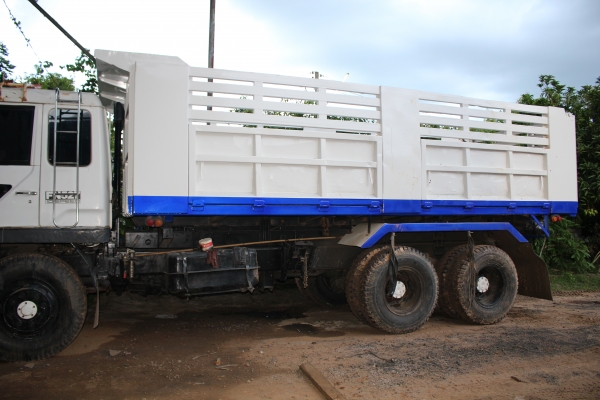 ขายด่วน MITSUBISHI  FN527M-TD5553