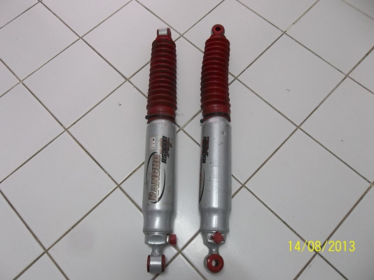 โช๊คอัพหลัง RANCHO ปรับระดับความหนึบได้ 9 ระดับ (4,000)