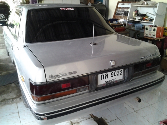 รถยนต์ TOYOTA CROWN