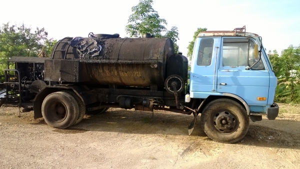 รถสเปรย์ยาง..6ล้อNISSAN UD CMF87Eเครื่อง180แรง FE6 รถสวย เดิมๆสีเดิม รถห้างแท้..