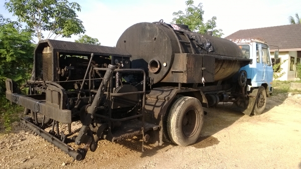 รถสเปรย์ยาง..6ล้อNISSAN UD CMF87Eเครื่อง180แรง FE6 รถสวย เดิมๆสีเดิม รถห้างแท้..