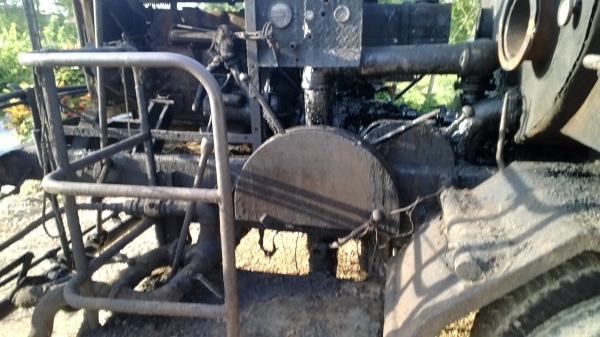 รถสเปรย์ยาง..6ล้อNISSAN UD CMF87Eเครื่อง180แรง FE6 รถสวย เดิมๆสีเดิม รถห้างแท้..